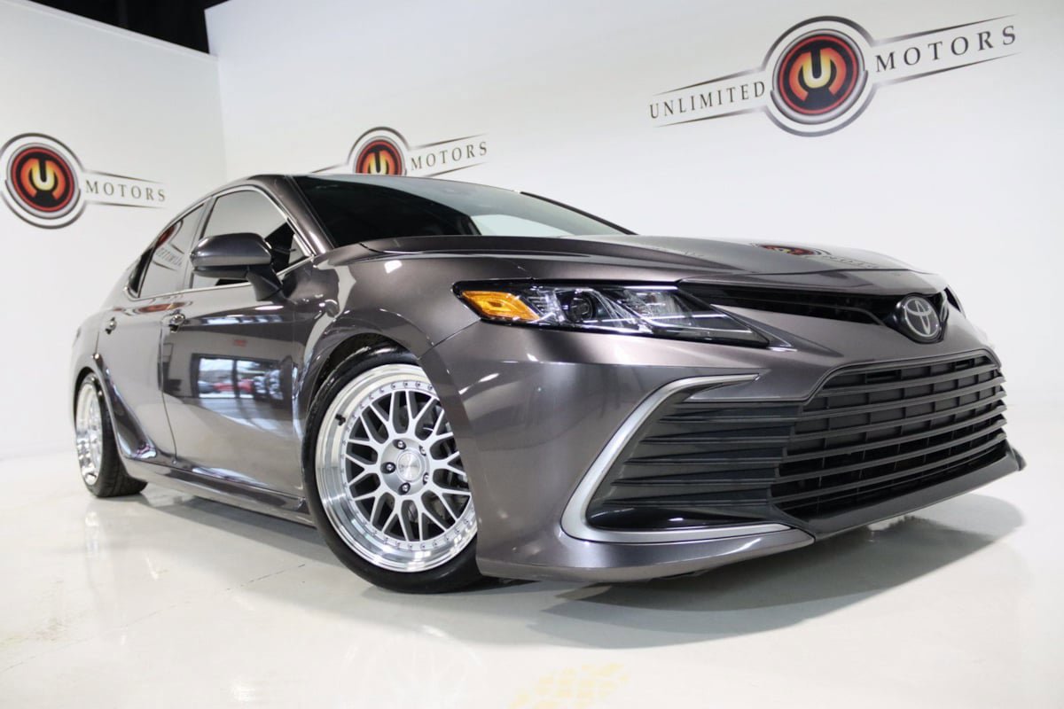 Used 2023 Toyota Camry LE image 20