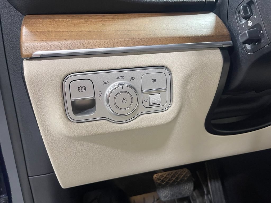 Used 2022 Mercedes-Benz GLE 350 4MATIC image 19