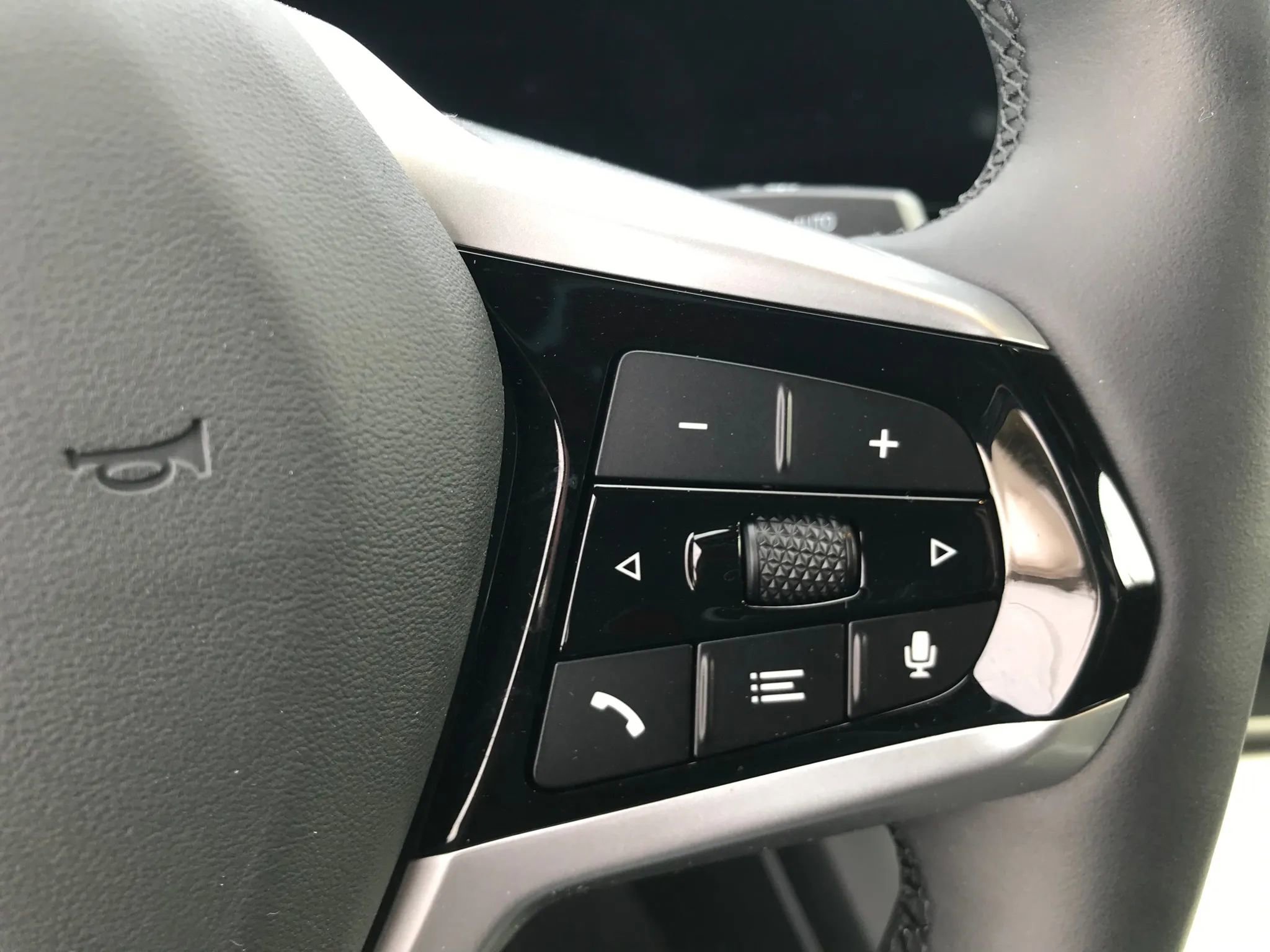 Used 2025 BMW i4 xDrive40i w/ Premium Package image 18