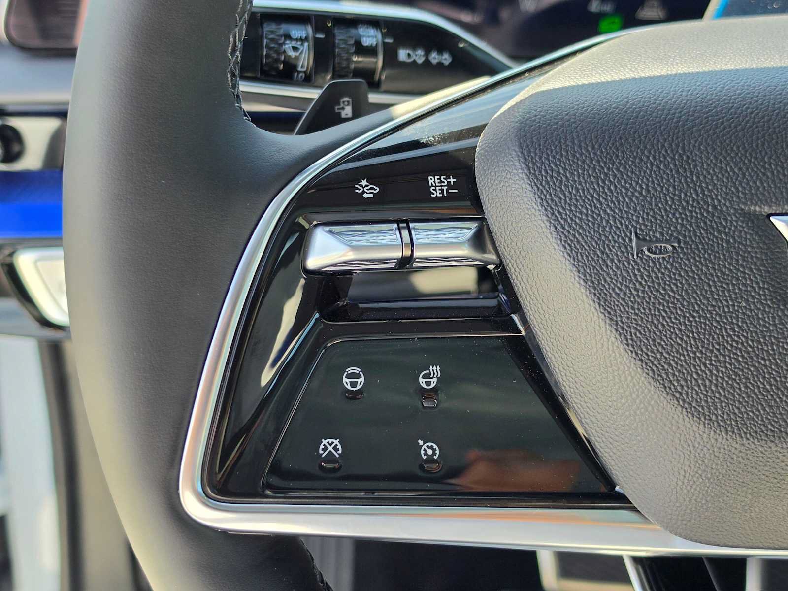 New 2027 Cadillac Optiq Premium Sport AWD/4WD image 27