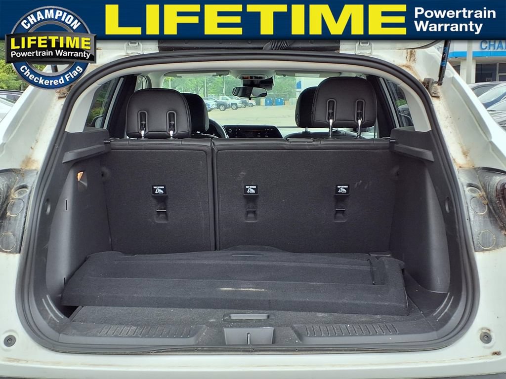 Used 2024 Chevrolet Trax LT w/ Driver Confidence Package FWD image 9