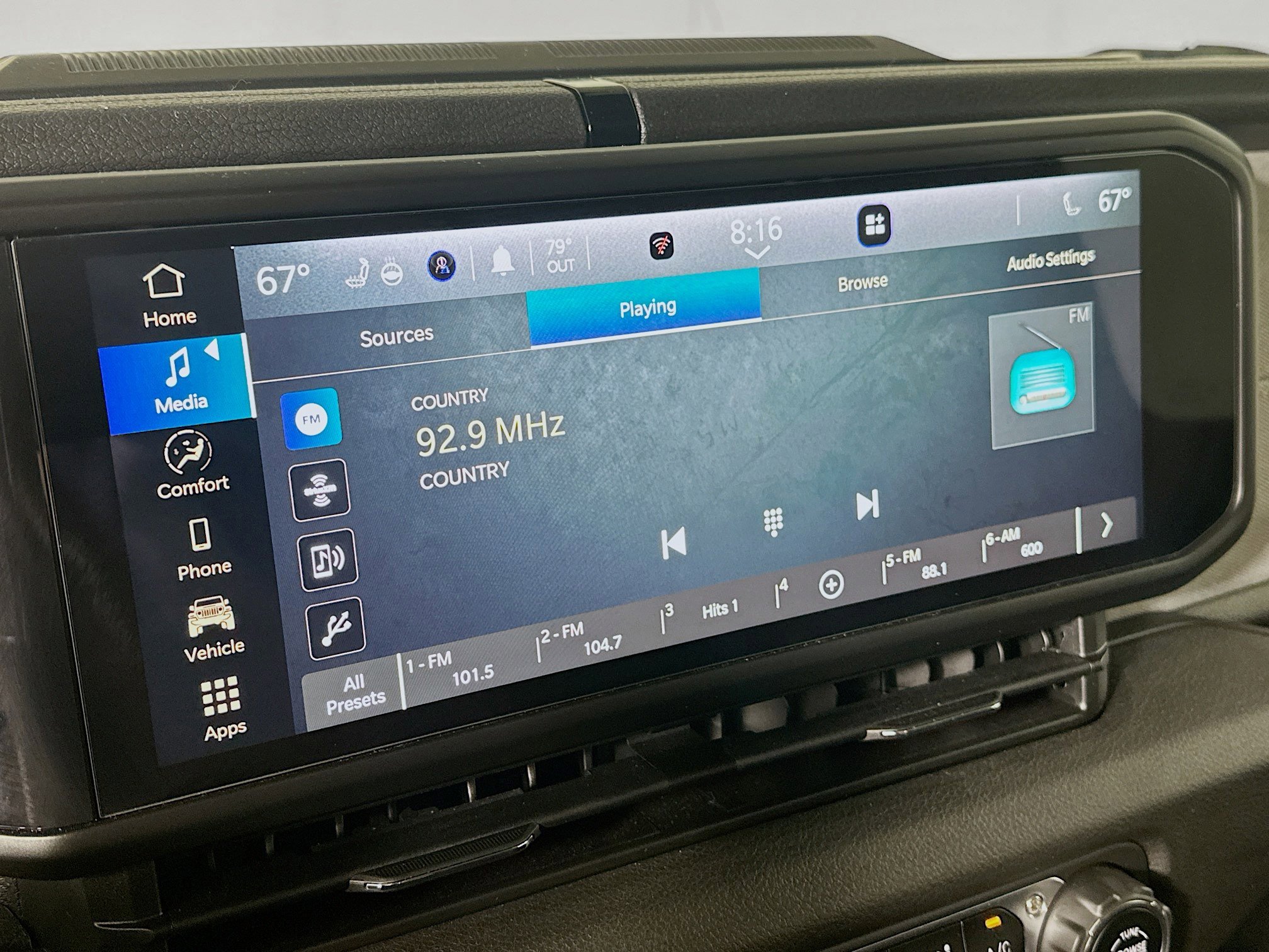 Used 2024 Jeep Wrangler Sport S w/ Convenience Group image 19