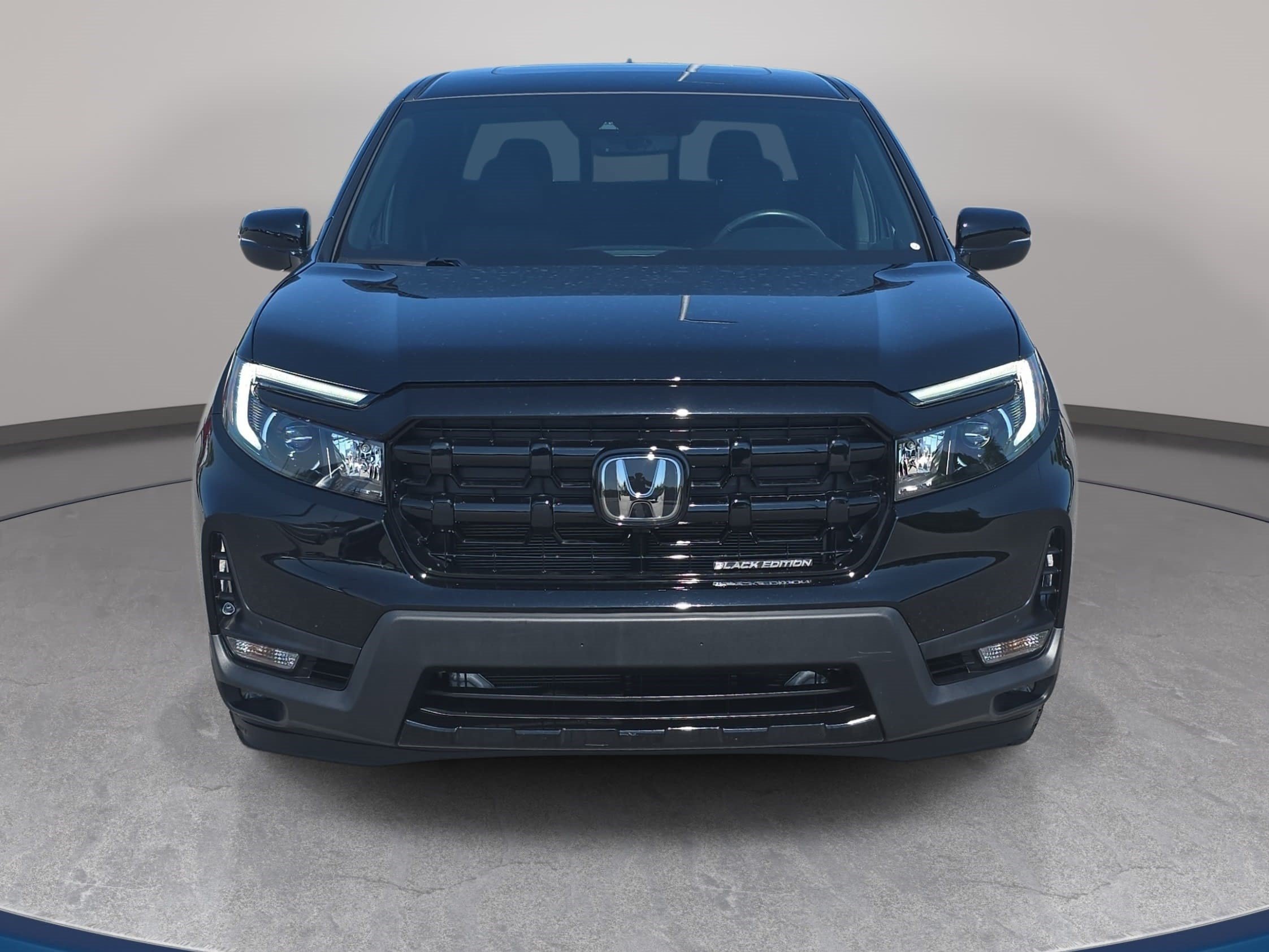 Certified 2025 Honda Ridgeline Black Edition video 2