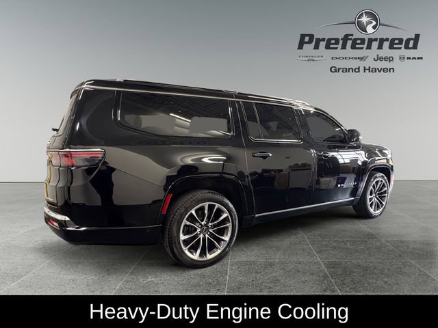 Used 2024 Jeep Wagoneer L Series III w/ Premium Group I image 20