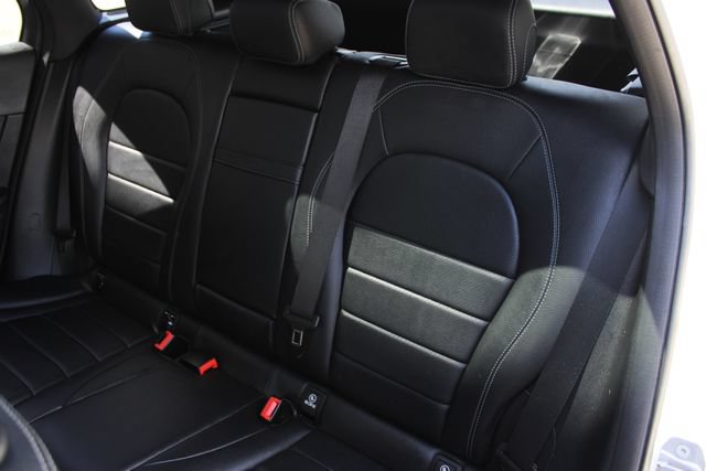 Used 2020 Mercedes-Benz GLC 300 4MATIC image 22
