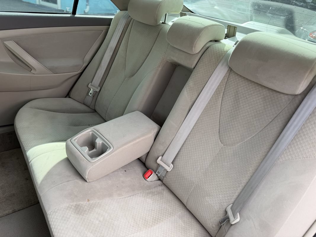 Used 2007 Toyota Camry CE FWD image 12