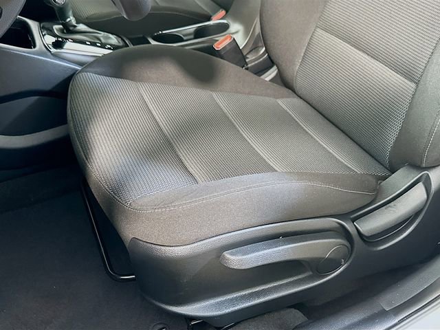 Used 2017 Kia Forte LX image 8