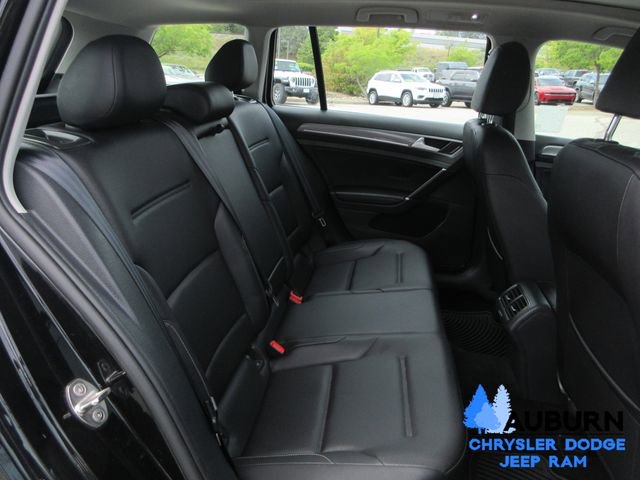 Used 2017 Volkswagen Golf Alltrack SE image 18