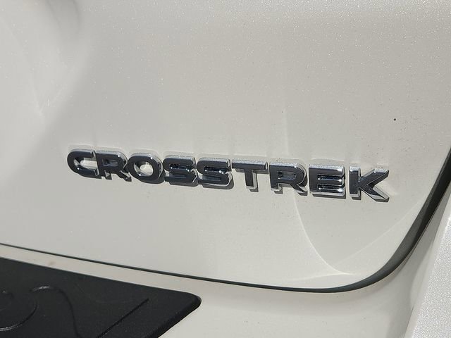 Certified 2025 Subaru Crosstrek 2.0i image 9