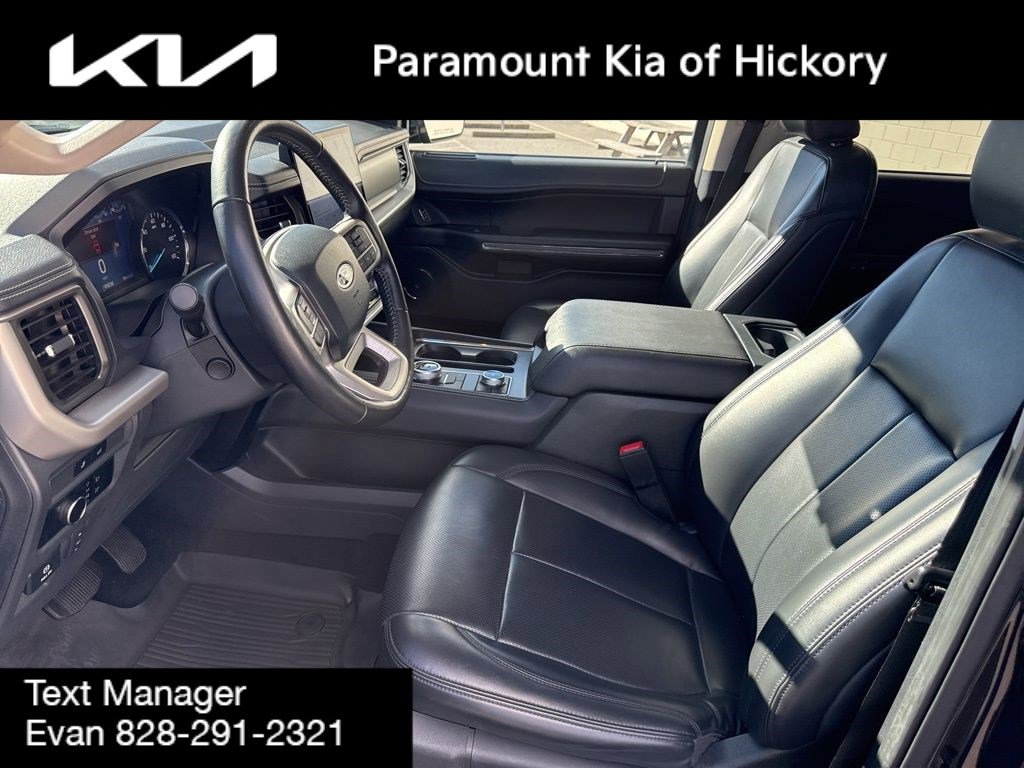 Used 2024 Ford Expedition Max XLT image 23