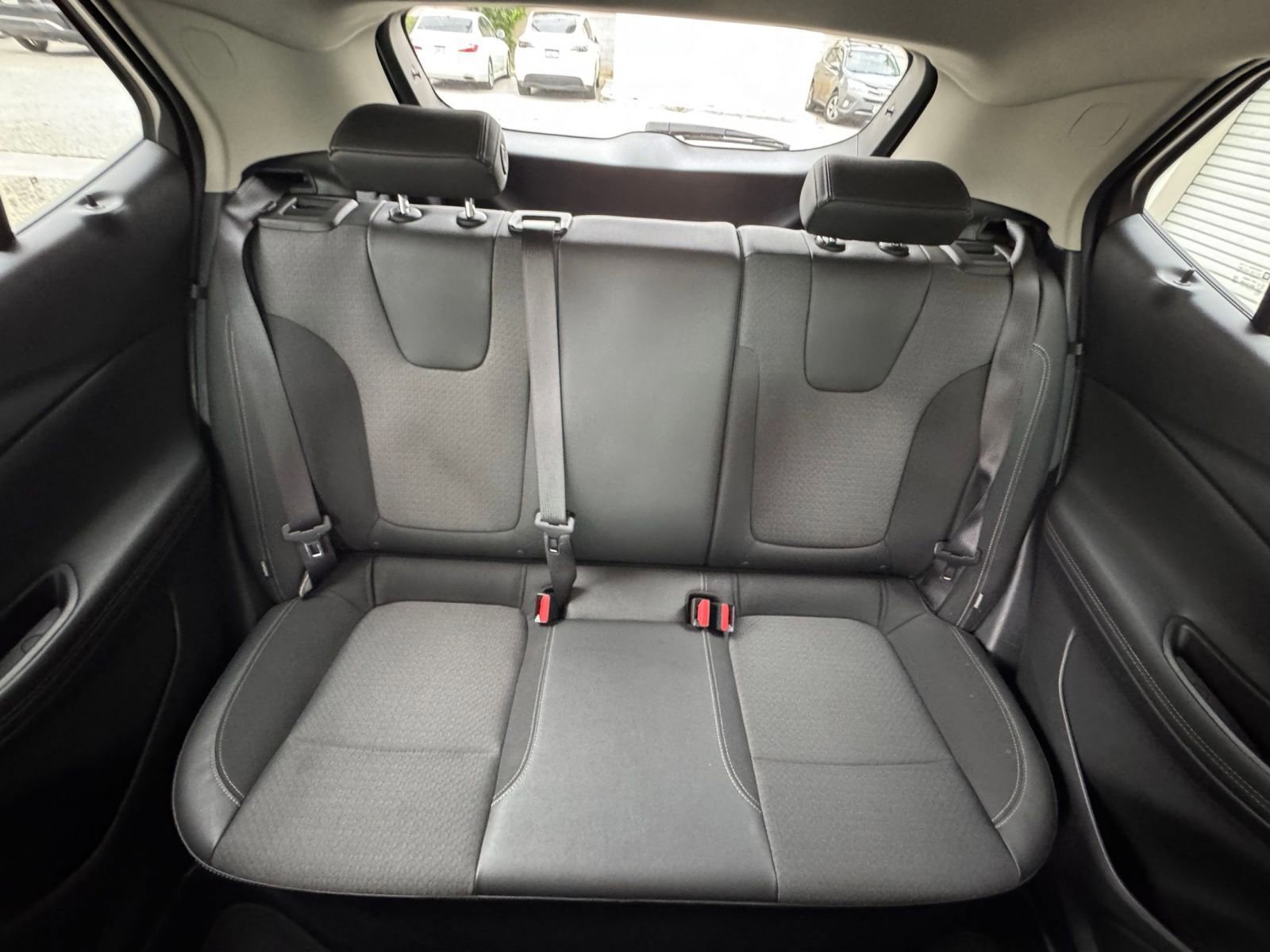 Used 2025 Buick Encore GX Preferred FWD image 38