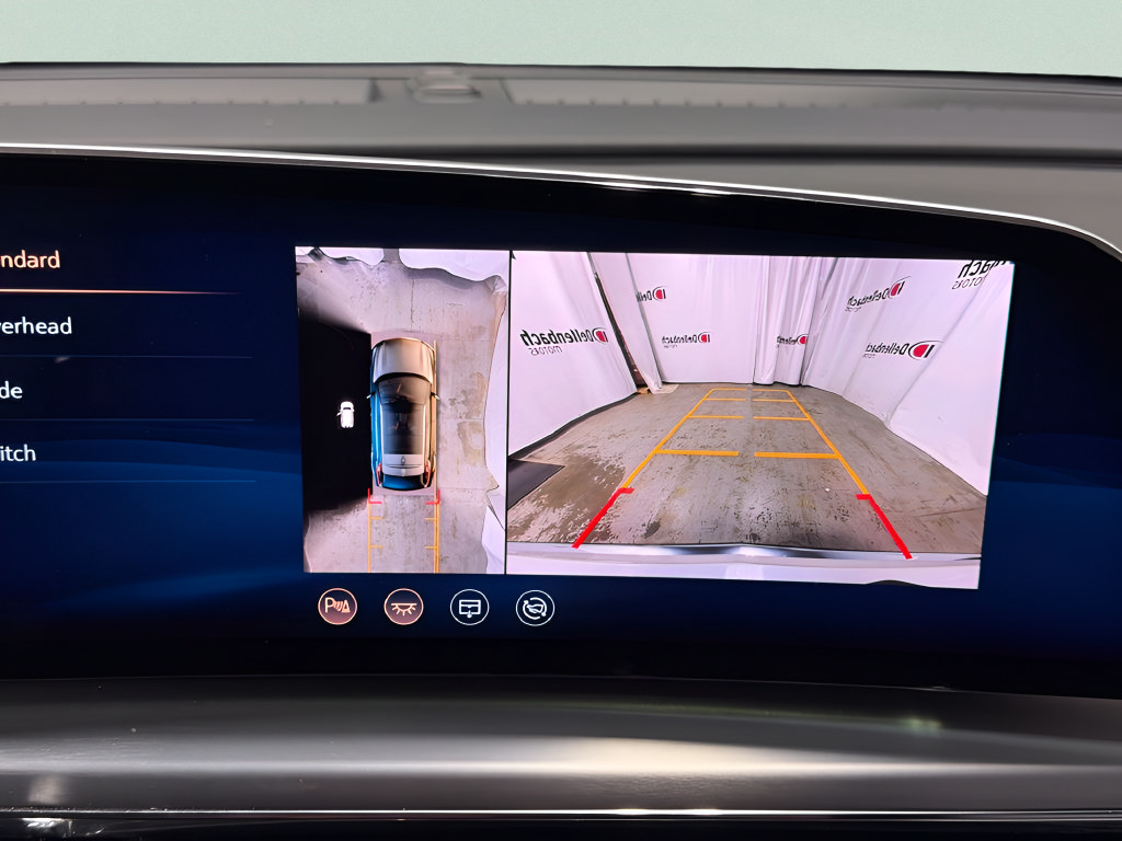 Certified 2024 Cadillac Lyriq Luxury w/ LPO, Floor Liner Package AWD/4WD image 18