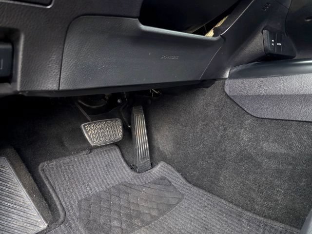 Used 2019 Toyota Camry SE w/ Audio Package FWD image 46