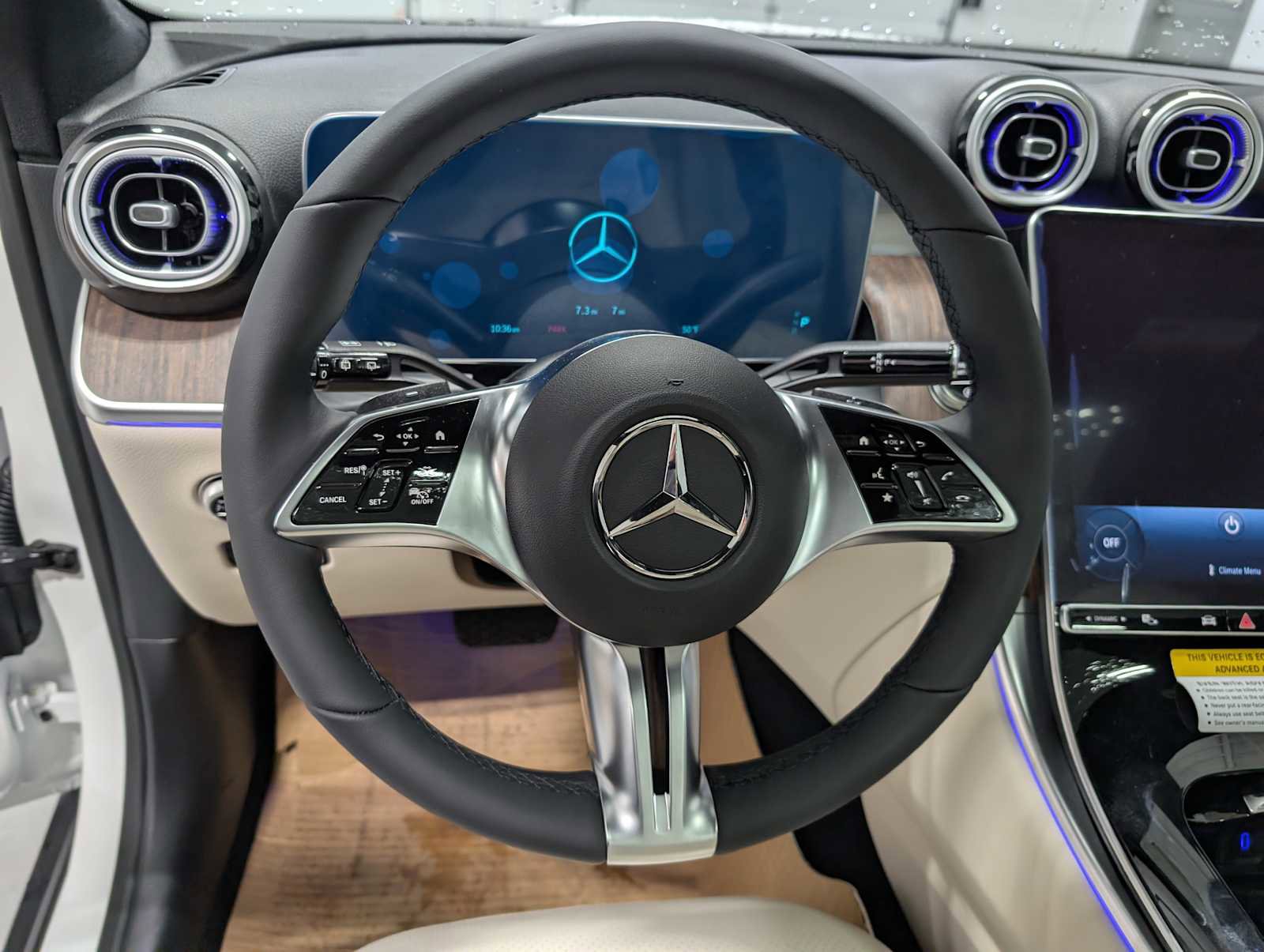 New 2026 Mercedes-Benz GLC 300 4MATIC image 28