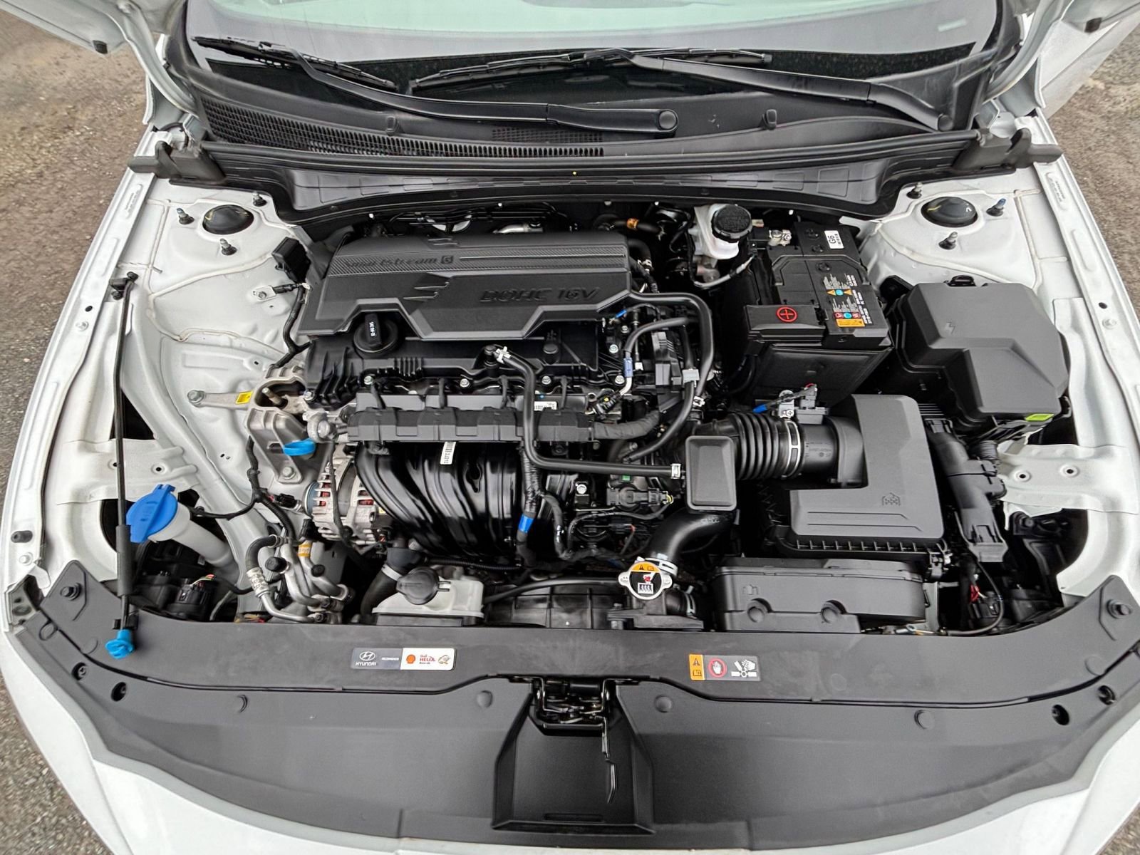 Used 2025 Hyundai Elantra SEL FWD image 33