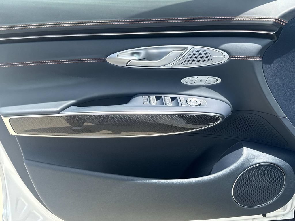 New 2026 Genesis GV70 3.5T Sport Prestige AWD/4WD image 22