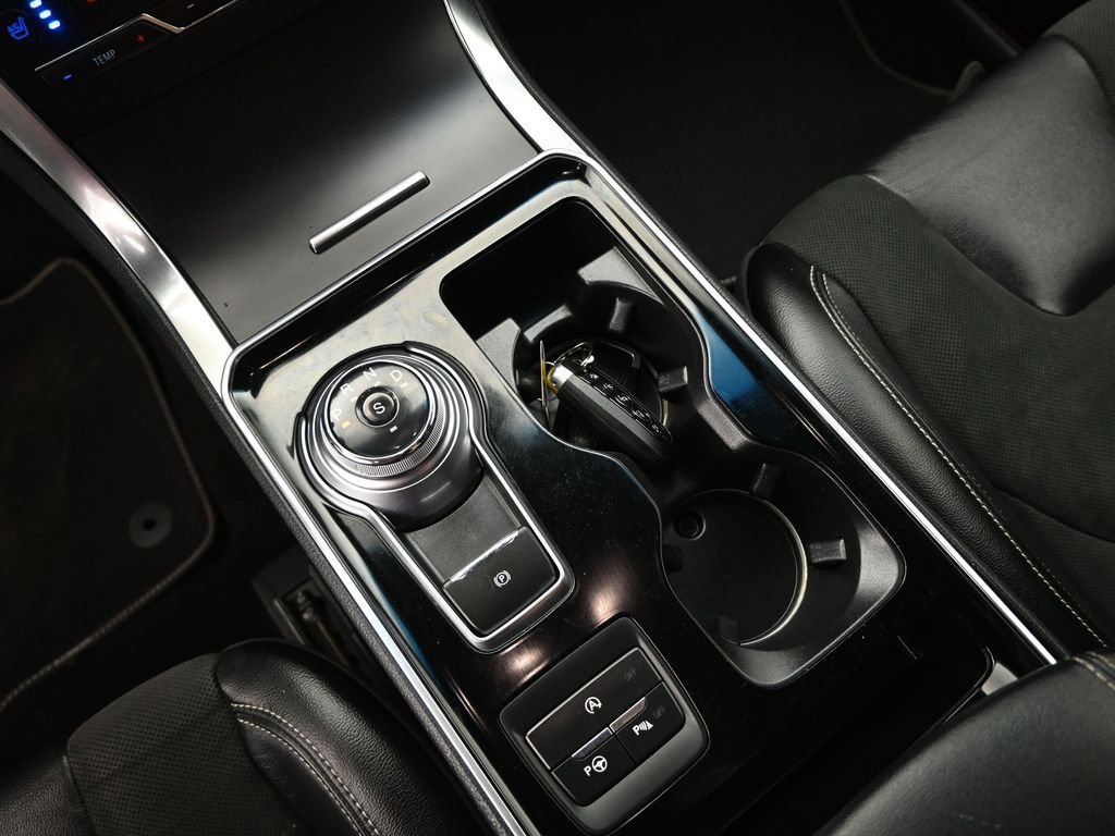 Used 2020 Ford Edge ST w/ Equipment Group 401A image 25