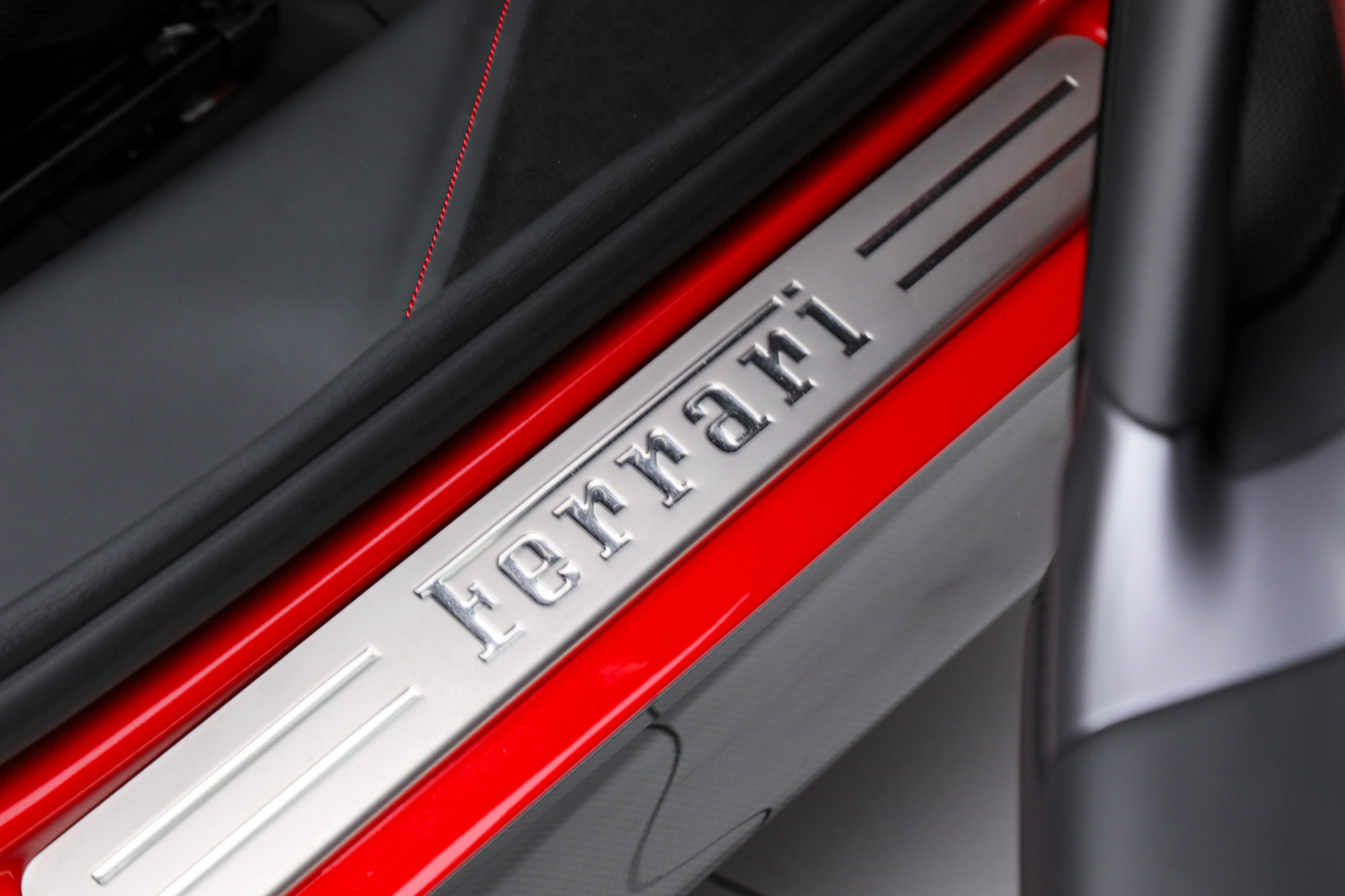 Certified 2025 Ferrari SF90 Spider AWD/4WD image 39