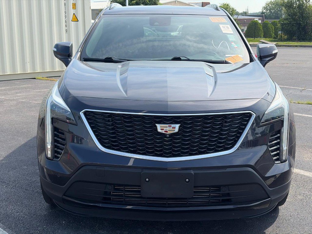 Used 2022 Cadillac XT4 Sport w/ Comfort Package AWD/4WD image 2