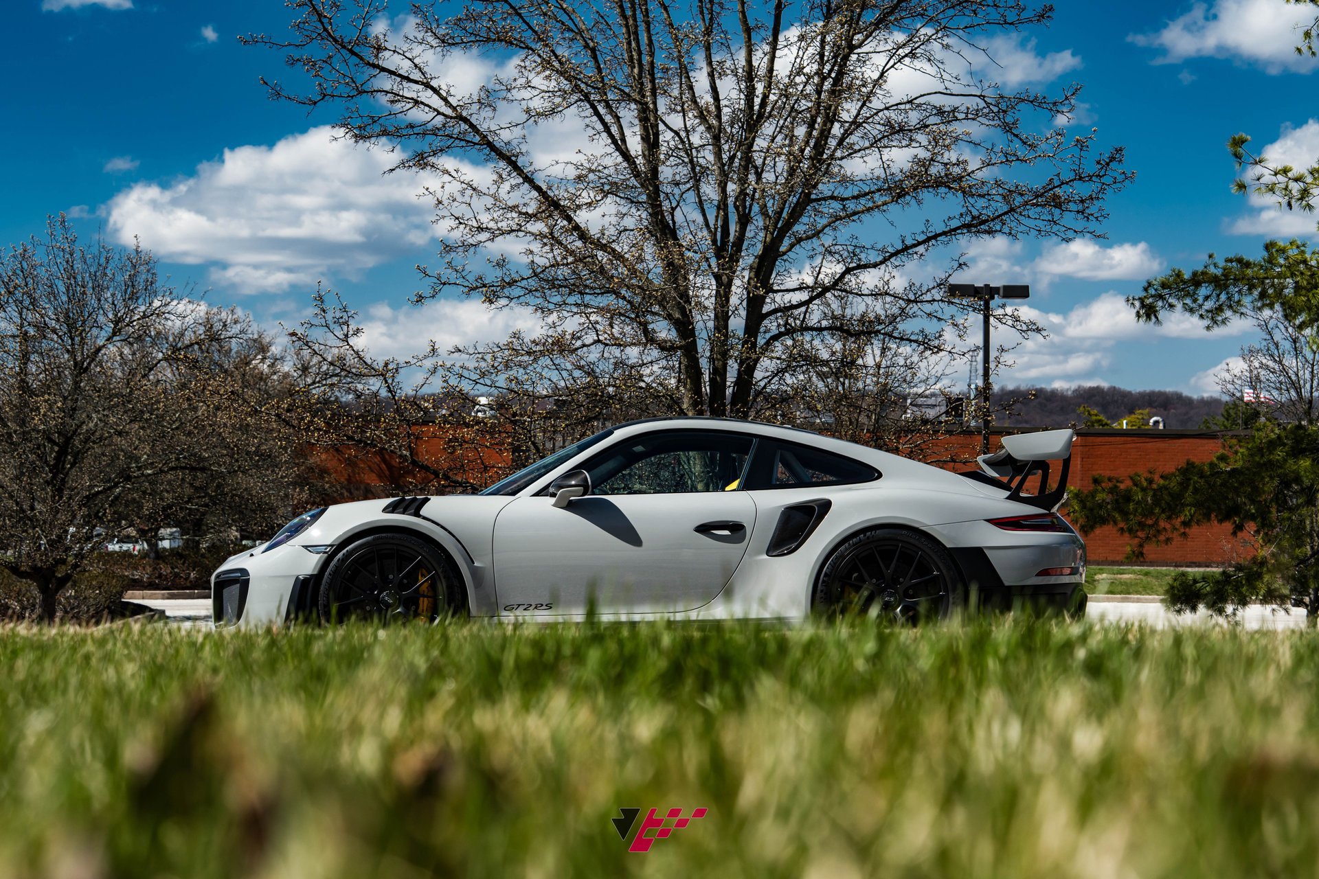 Used 2018 Porsche 911 GT2 RS image 1