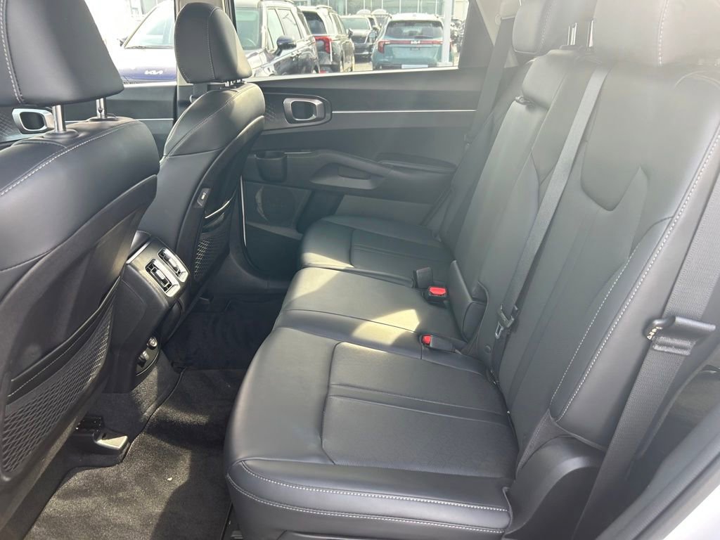 Certified 2021 Kia Sorento S image 23