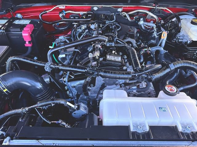 Used 2025 Toyota Tacoma TRD Off-Road image 28