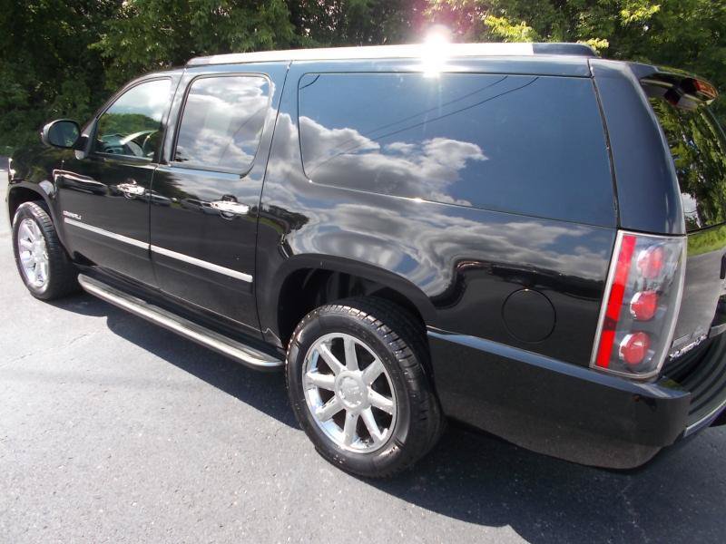Used 2012 GMC Yukon XL Denali AWD/4WD image 5