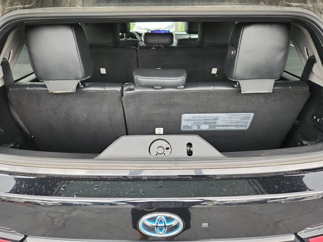 Certified 2023 Toyota Sequoia SR5 w/ SR5 Premium Package AWD/4WD image 32