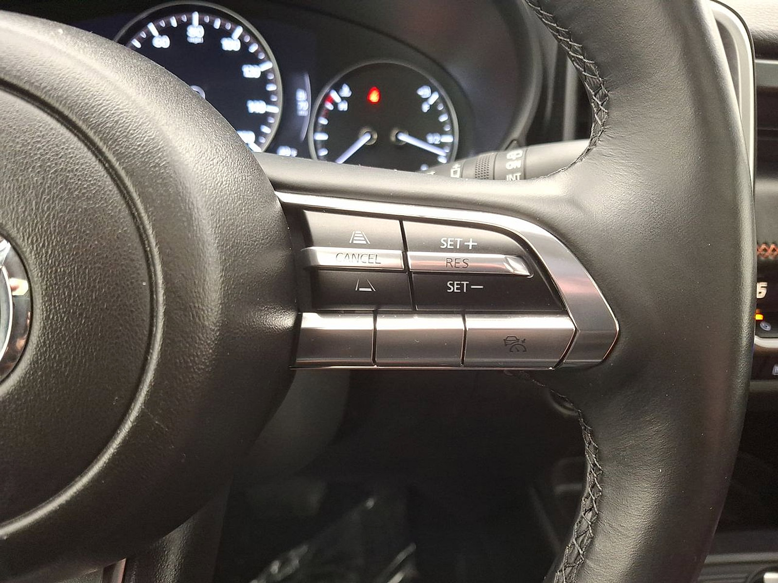 Used 2023 MAZDA CX-50 AWD 2.5 Turbo w/ Premium Pkg image 18