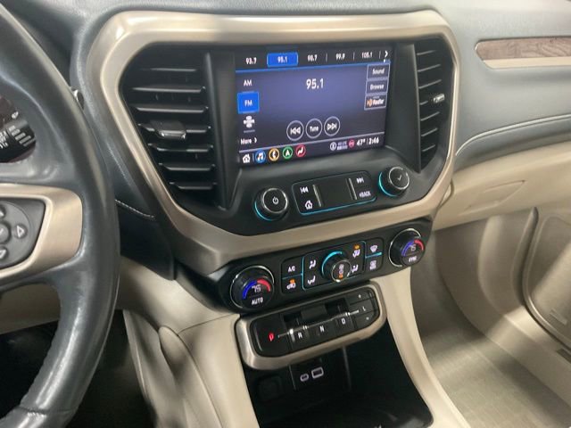 Used 2021 GMC Acadia Denali w/ Denali Ultimate Package AWD/4WD image 13