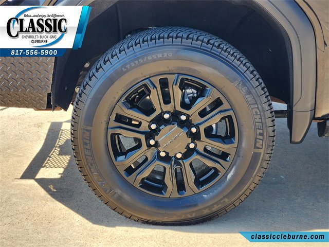 Used 2021 GMC Sierra 2500 Denali w/ Denali Black Diamond Edition image 12