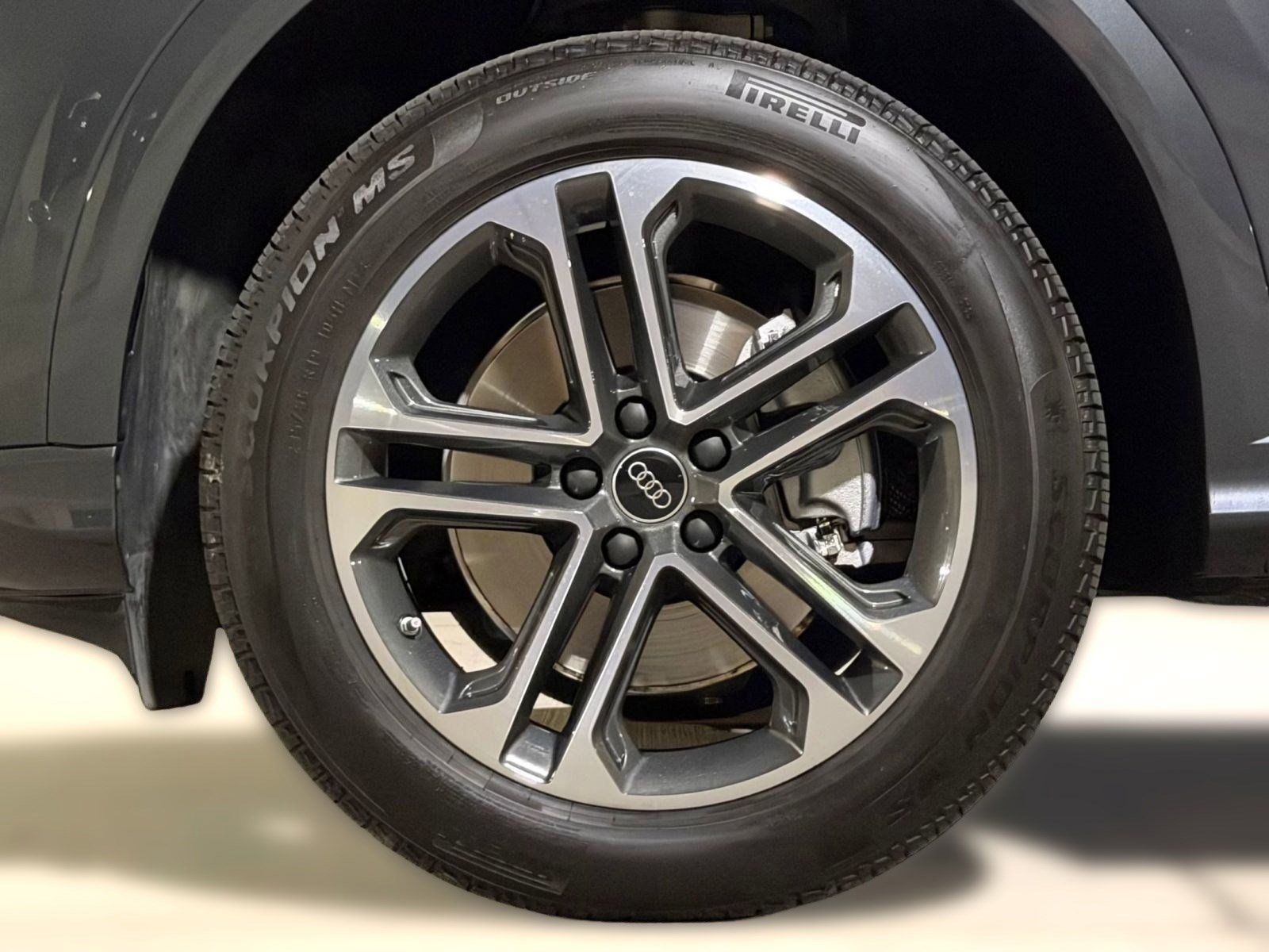 Certified 2025 Audi Q5 Premium w/ Convenience Package image 12