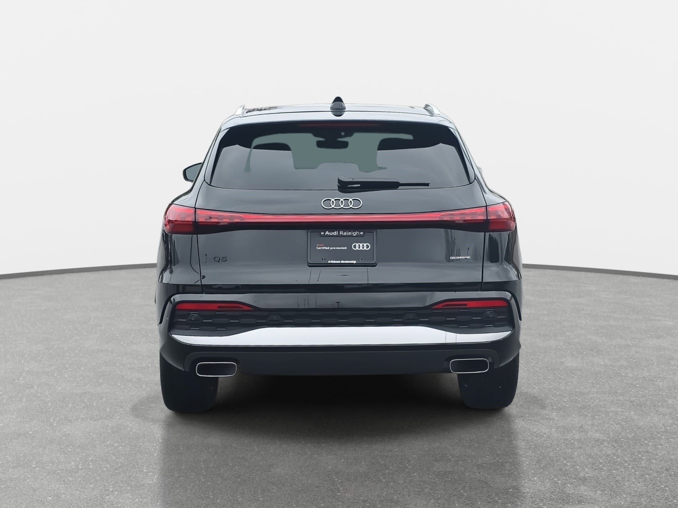 Certified 2025 Audi Q5 Premium w/ Convenience Package image 6