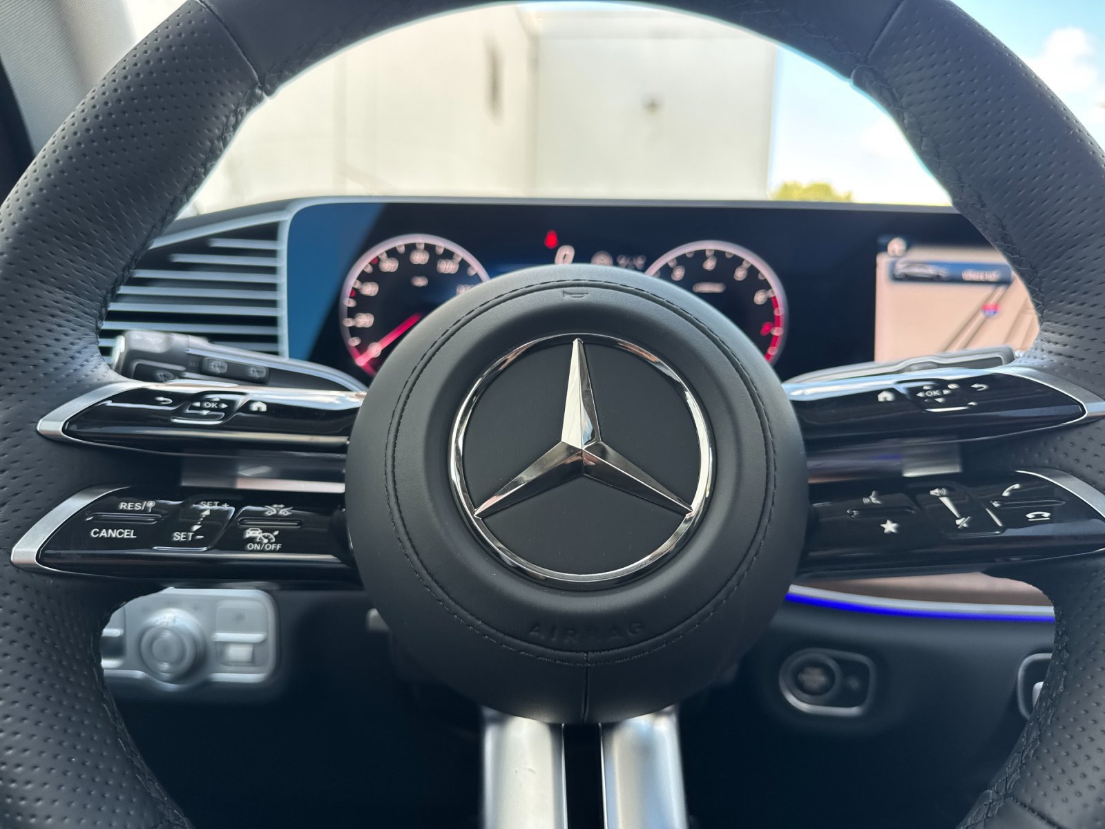 New 2026 Mercedes-Benz GLS 450 4MATIC image 24