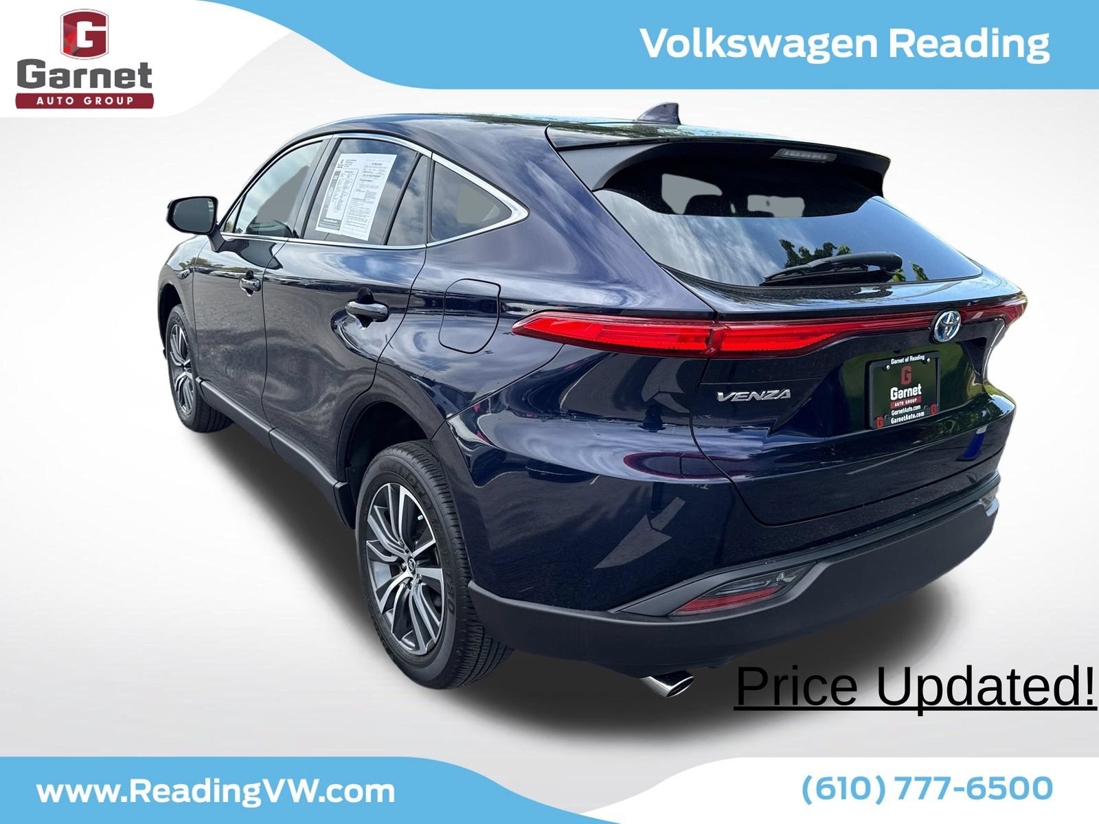 Used 2023 Toyota Venza LE AWD/4WD image 3