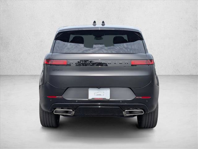 New 2026 Land Rover Range Rover Sport Dynamic SE image 8