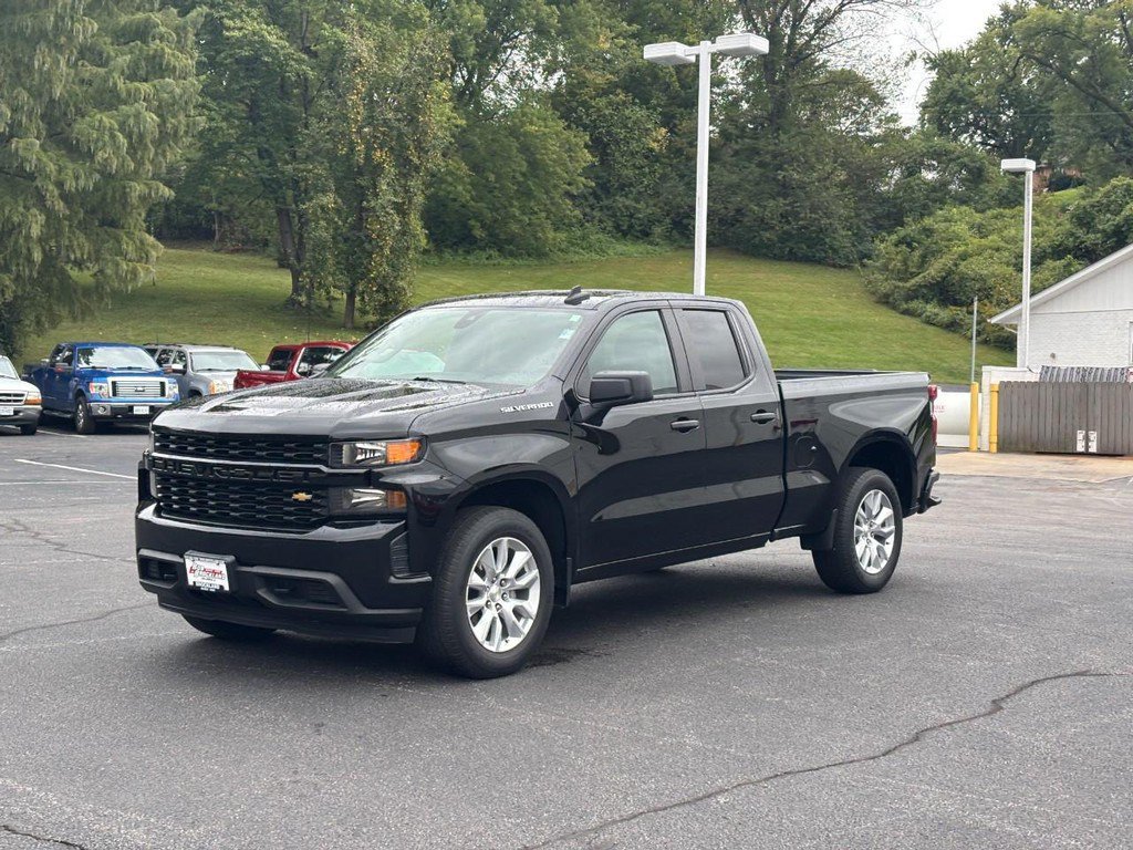Used 2022 Chevrolet Silverado 1500 Custom w/ Safety Confidence Package RWD image 7
