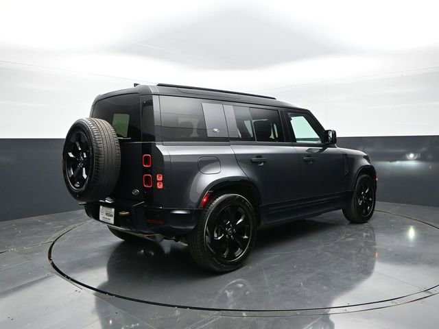 Used 2023 Land Rover Defender 110 X-Dynamic SE AWD/4WD image 8