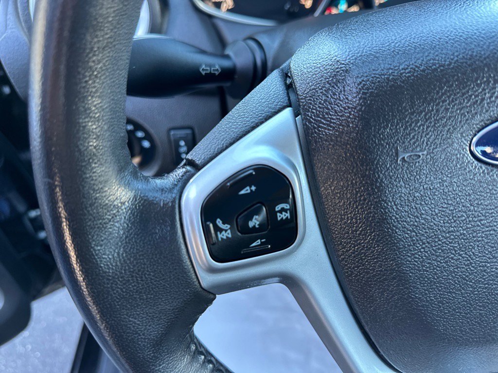 Used 2014 Ford Fiesta SE image 18