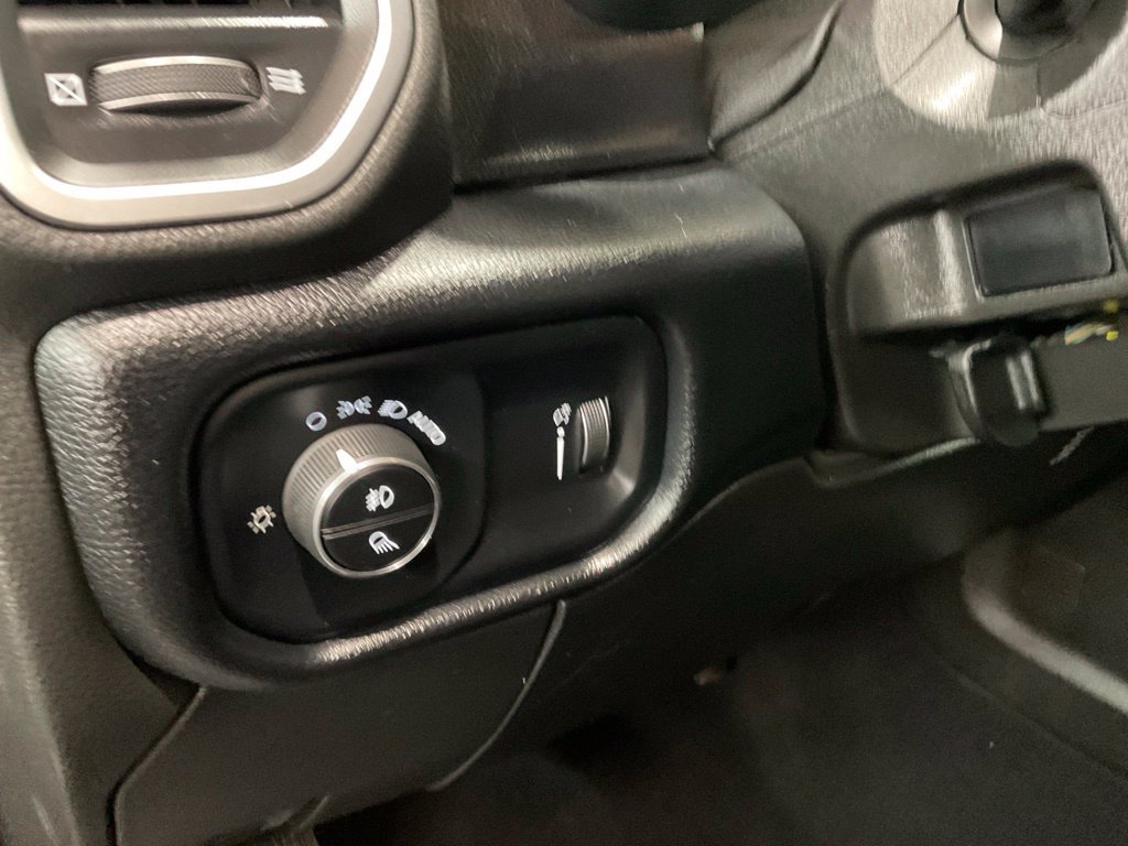 Used 2026 RAM 3500 Big Horn AWD/4WD image 8