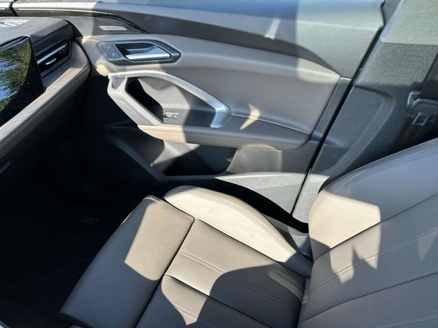 Certified 2025 Audi Q5 Premium AWD/4WD image 34
