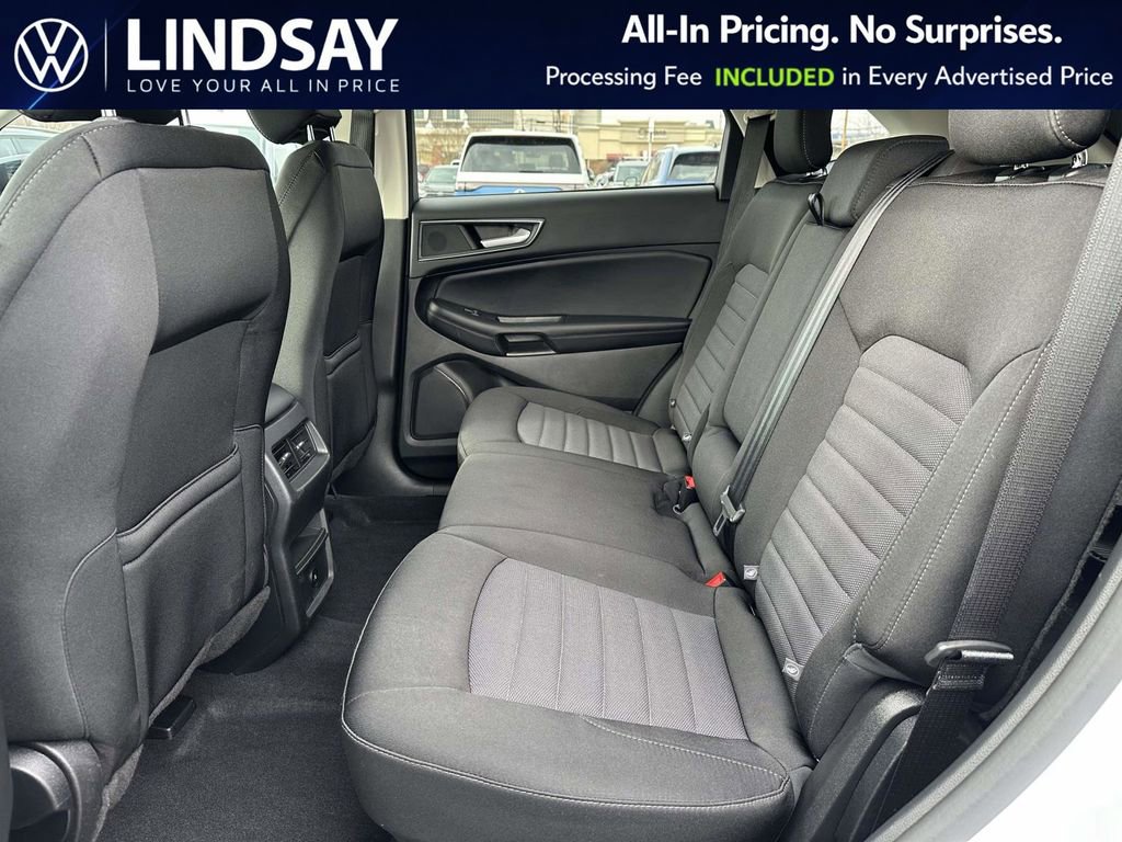Used 2024 Ford Edge SE w/ Black Appearance Package AWD/4WD image 14