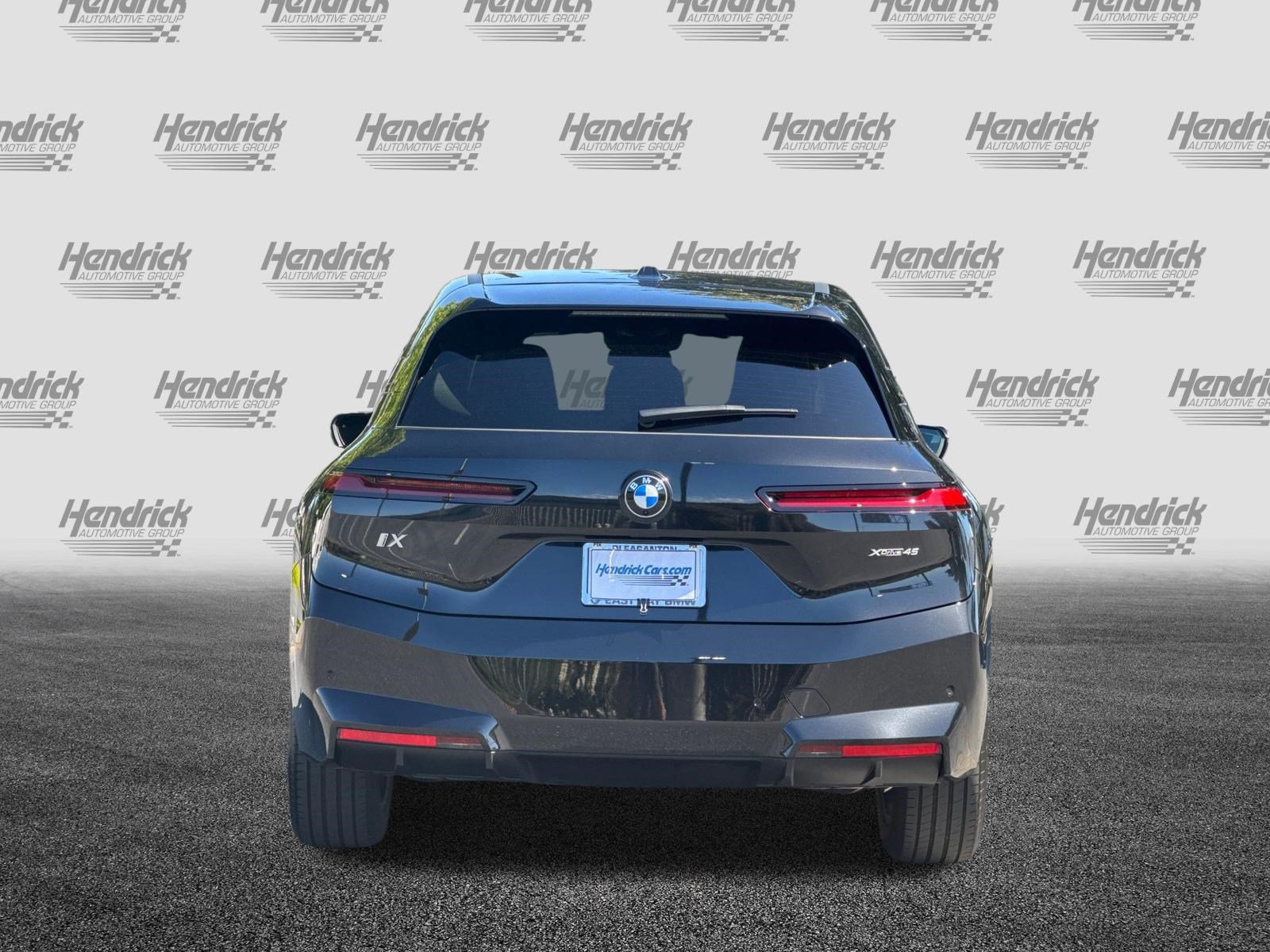 Used 2026 BMW iX xDrive45 w/ Premium Package AWD/4WD image 6