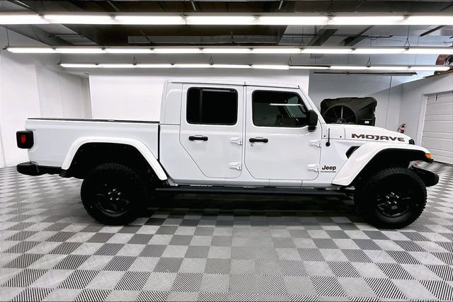 Used 2022 Jeep Gladiator Mojave w/ Trailer Tow Package AWD/4WD image 14