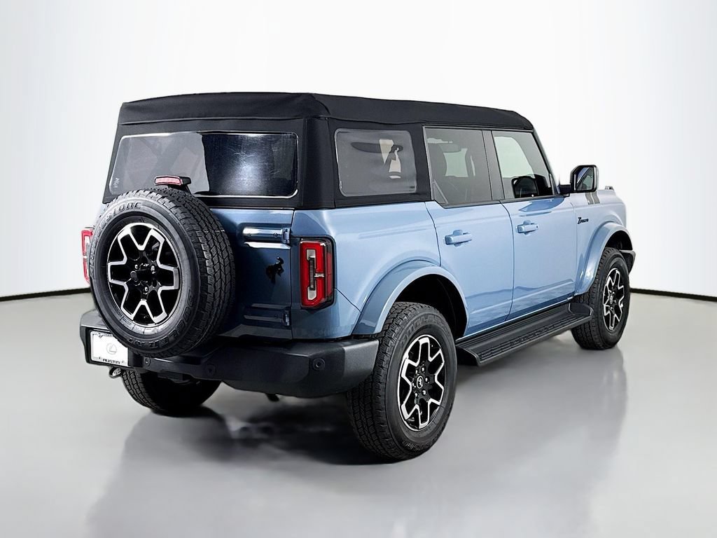 Used 2025 Ford Bronco Outer Banks AWD/4WD image 5