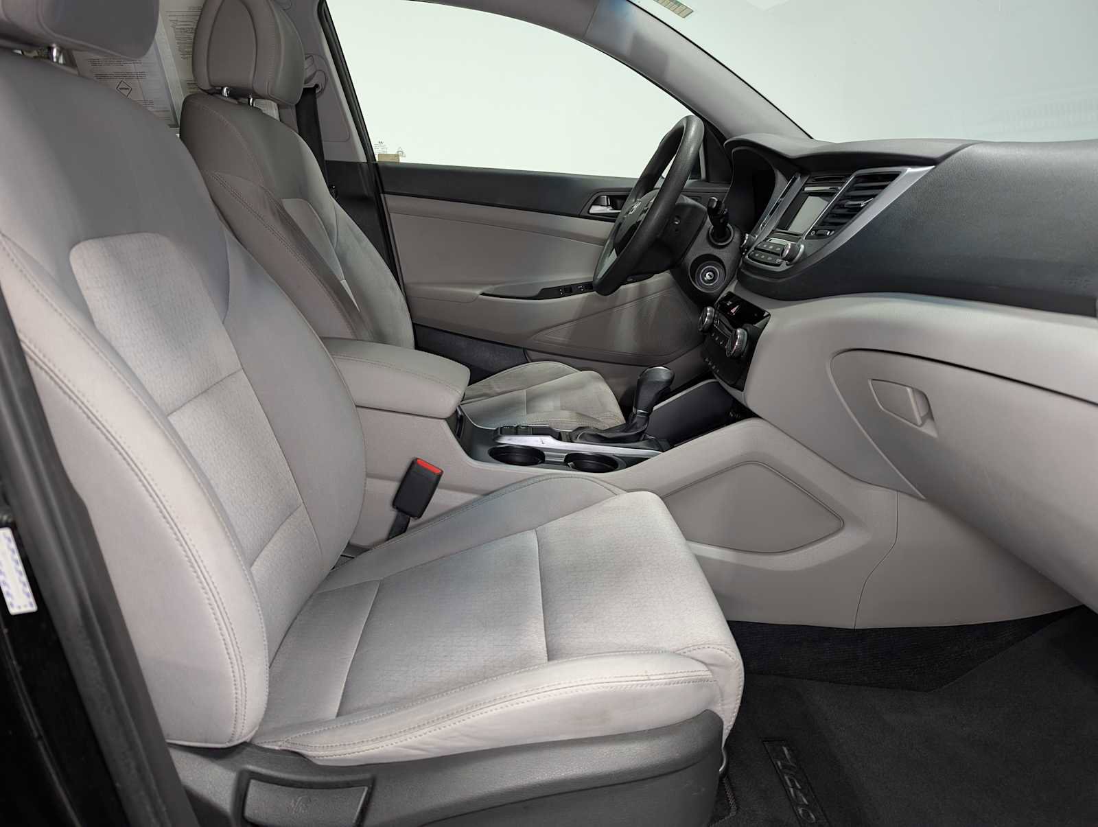 Used 2018 Hyundai Tucson SE AWD/4WD image 40