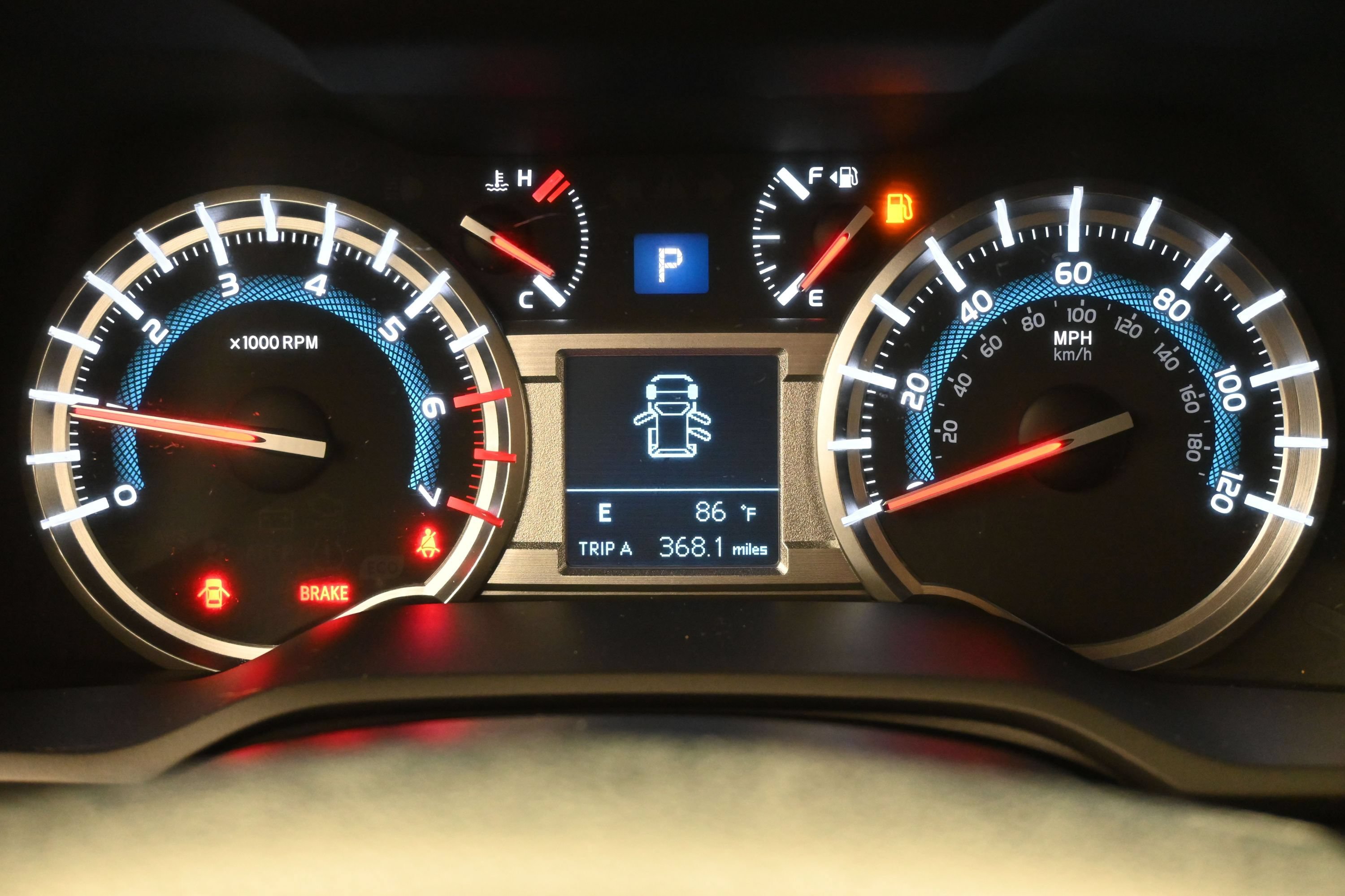 Used 2017 Toyota 4Runner SR5 AWD/4WD image 16