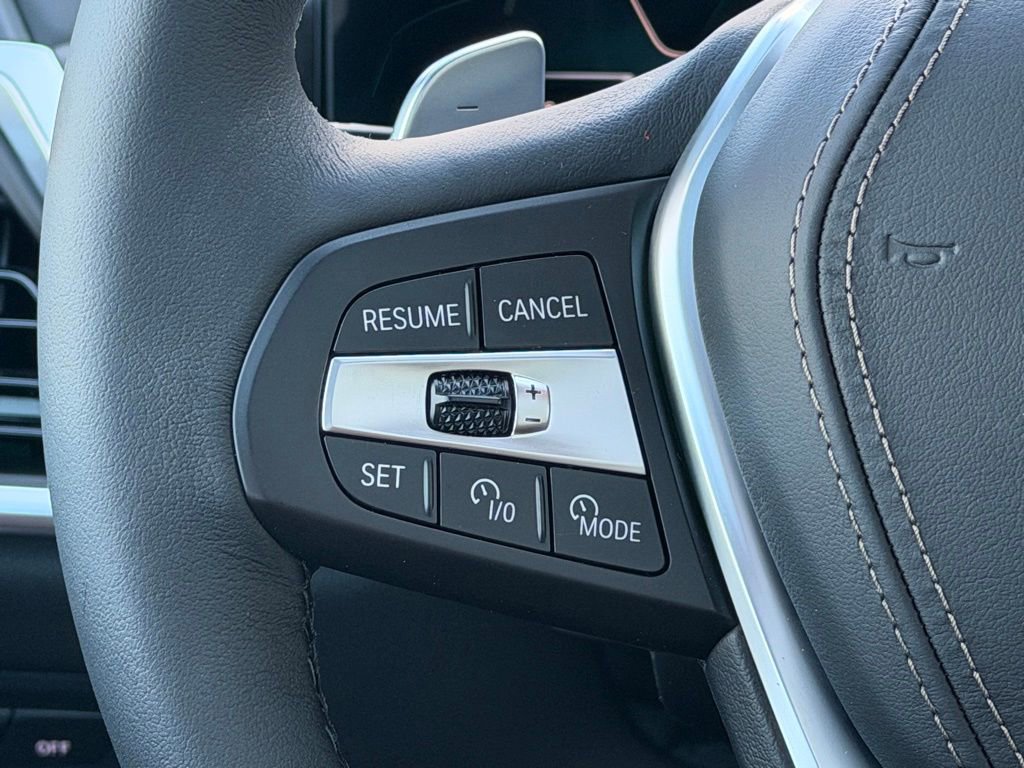 New 2026 BMW X5 xDrive50e w/ Premium Package image 22