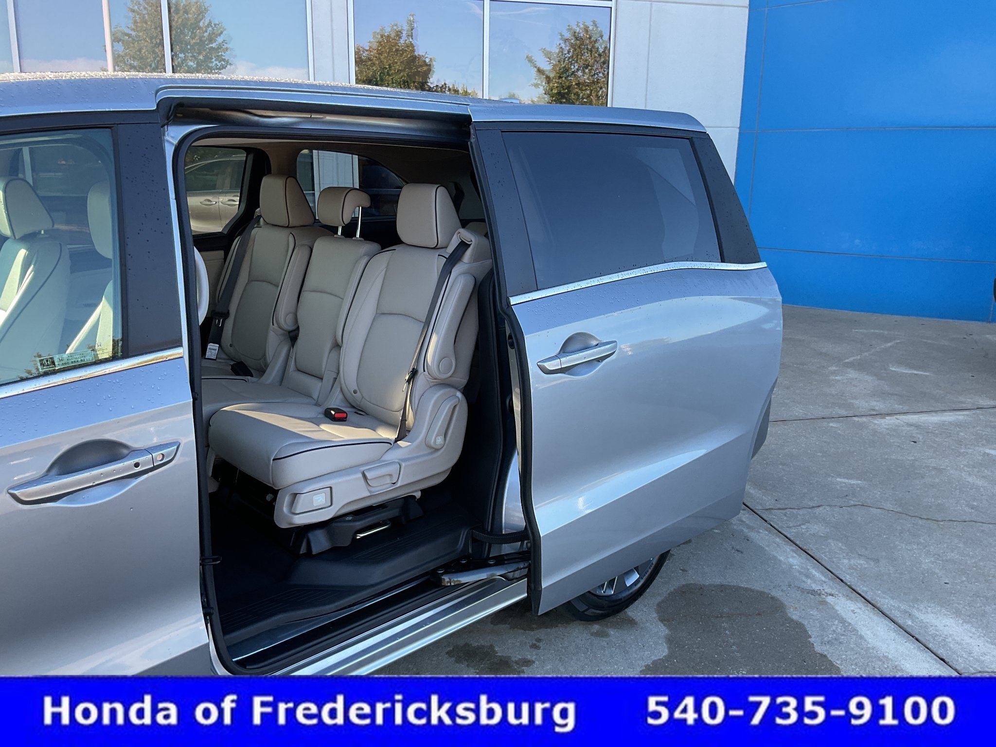 Certified 2026 Honda Odyssey Touring image 16