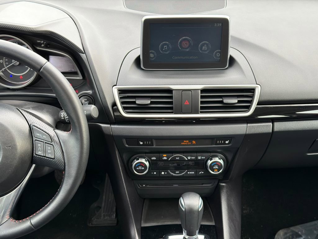 Used 2016 MAZDA MAZDA3 i Grand Touring image 17